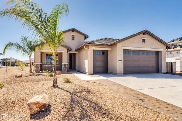 1774 E Wintergreen, Green Valley, AZ 85614