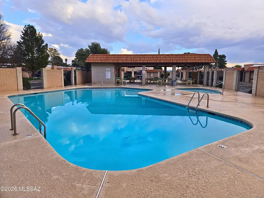 8434 E Brookside, Tucson, AZ 85710 - #2