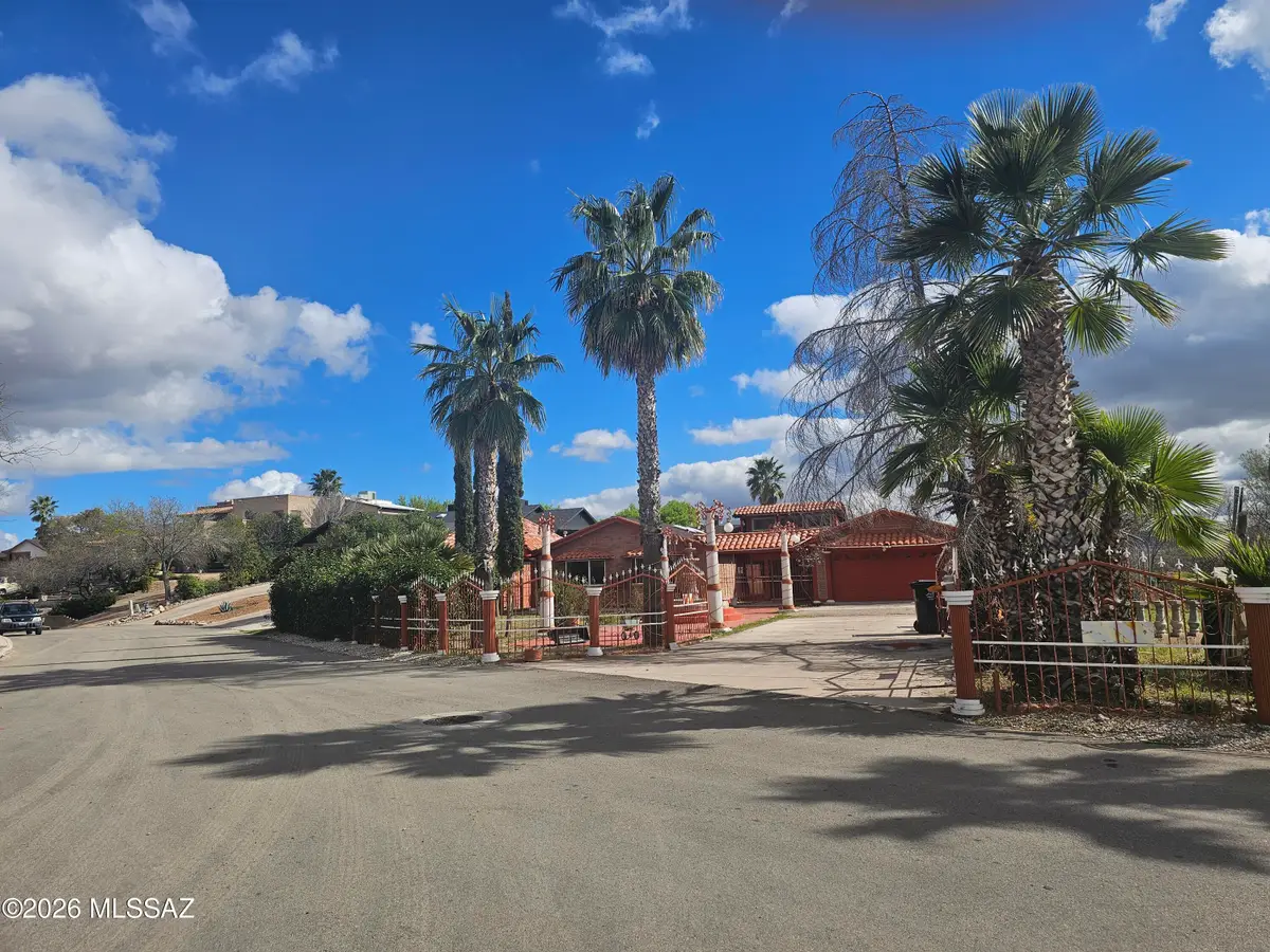 714 E Skyline, Nogales, AZ 85621 - #1