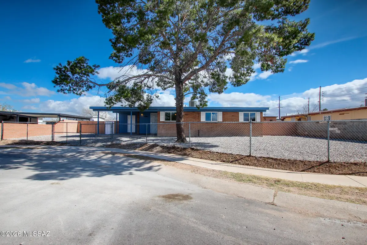 7261 S Teri, Tucson, AZ 85756 - #1