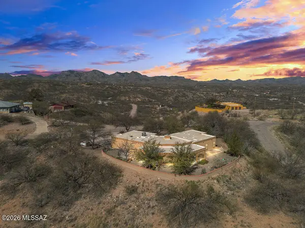 861 Via Mandan, Rio Rico, AZ 85648