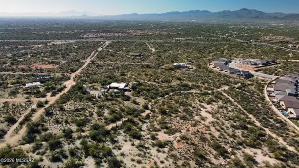 12323 N Klos, Tucson, AZ 85742