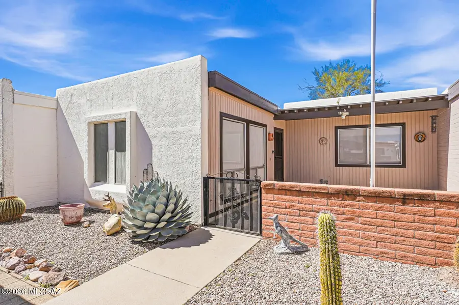 273 N Paseo De Los Conquistadores, Green Valley, AZ 85614 - #3