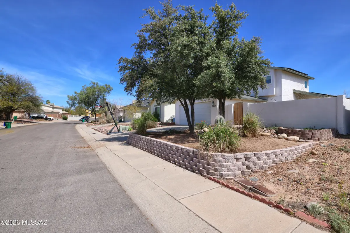 9280 N Monmouth, Tucson, AZ 85742 - #1