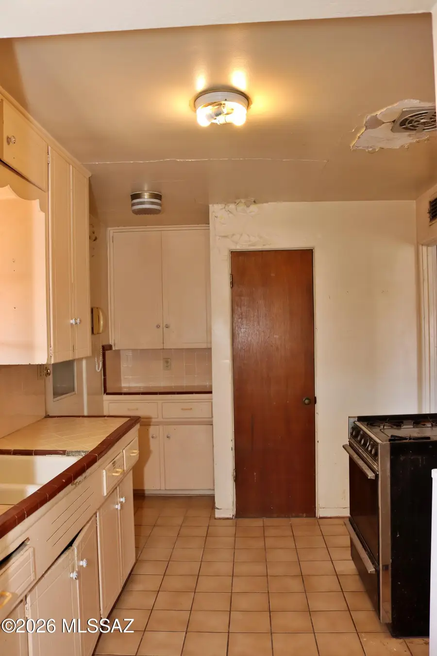 1321 E Miles, Tucson, AZ 85719 - #3