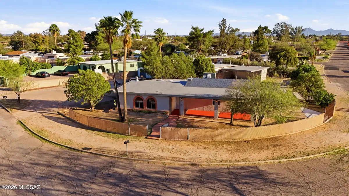4024 E Santa Barbara, Tucson, AZ 85711 - #1
