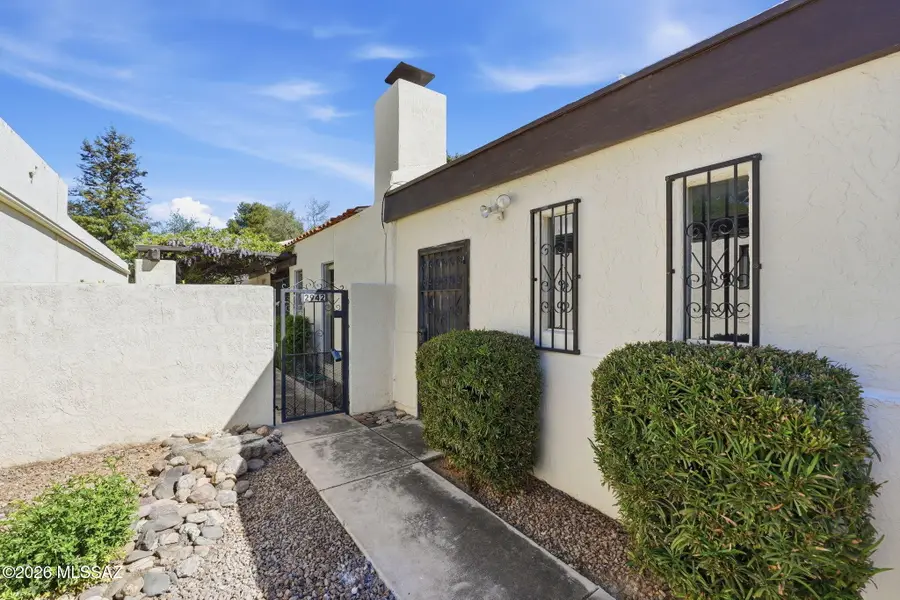 2942 N Placita Nueva, Tucson, AZ 85715 - #3