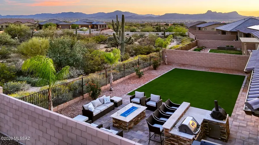 10702 N Cactus Point, Tucson, AZ 85742 - #3