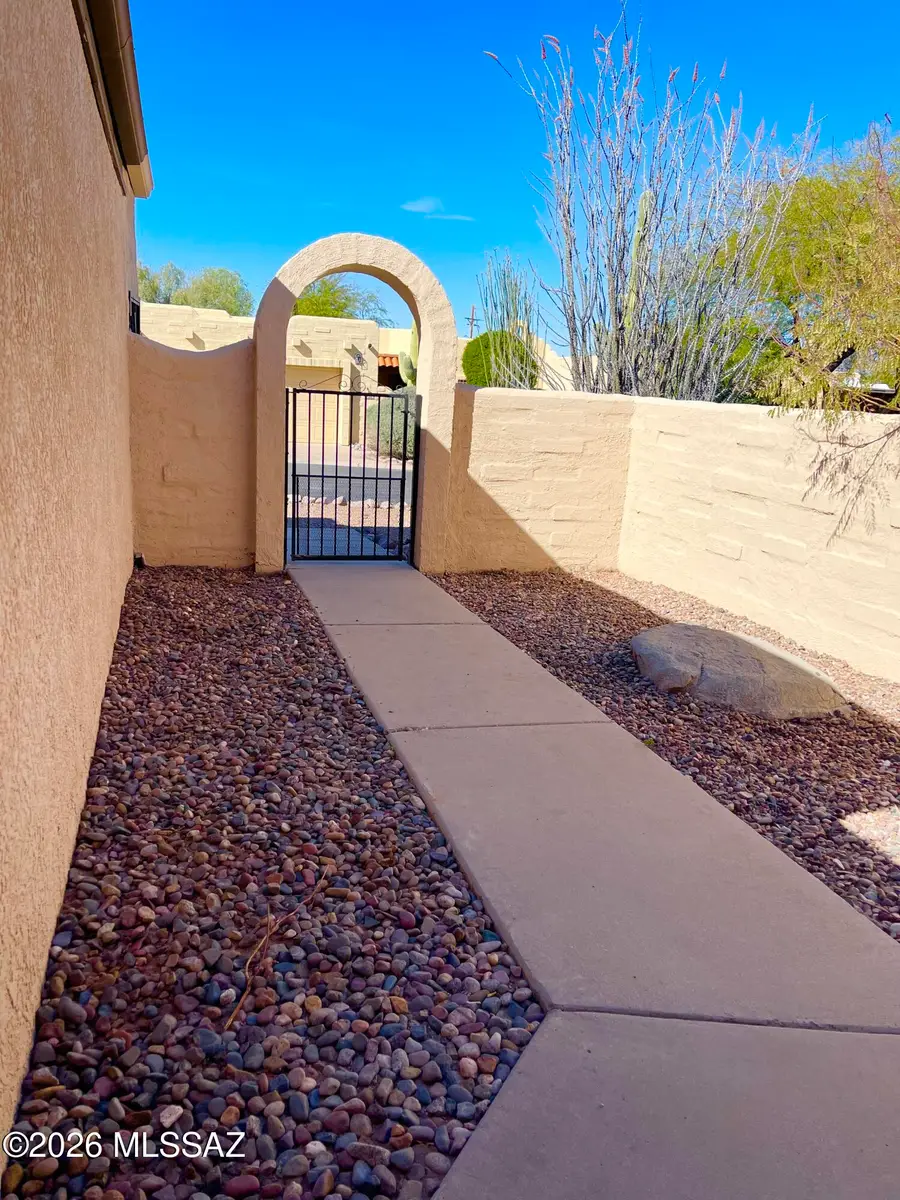 2415 W Calle Retana, Tucson, AZ 85745 - #3