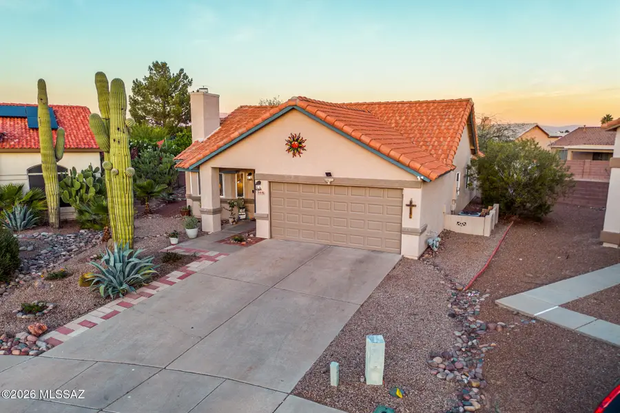 8846 N Willeta, Tucson, AZ 85743 - #3