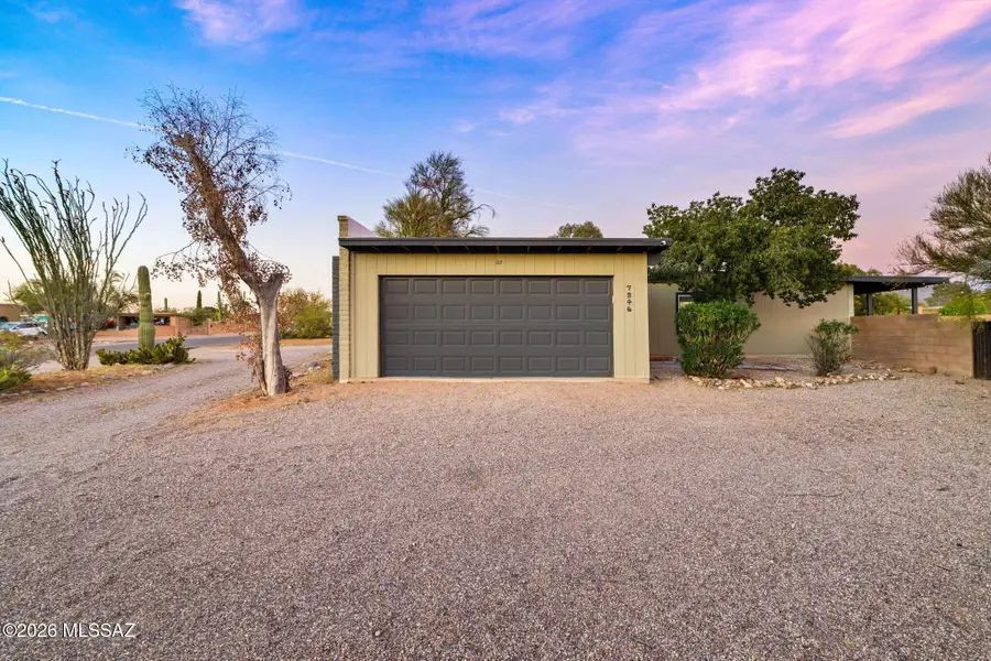 7246 N Casablanca, Tucson, AZ 85704 - #3