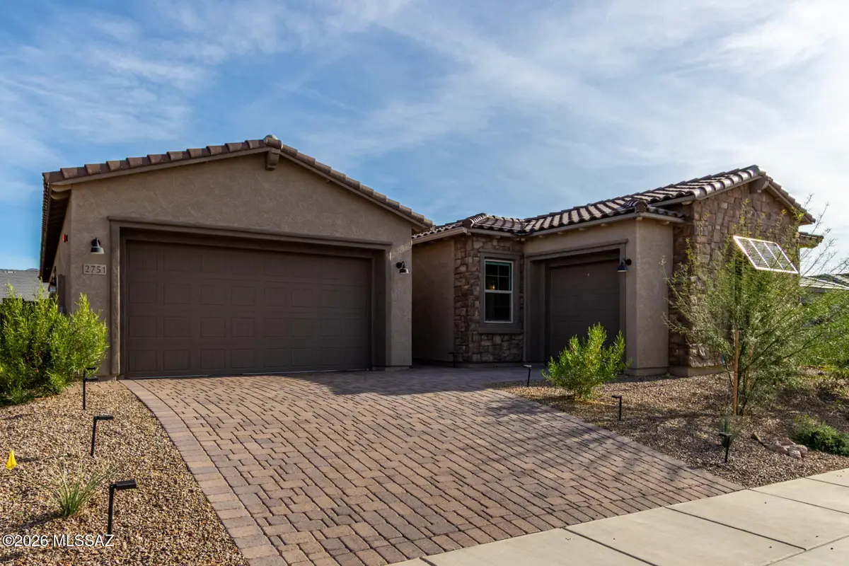 2751 W Plateau Ridge, Oro Valley, AZ 85742 - #1