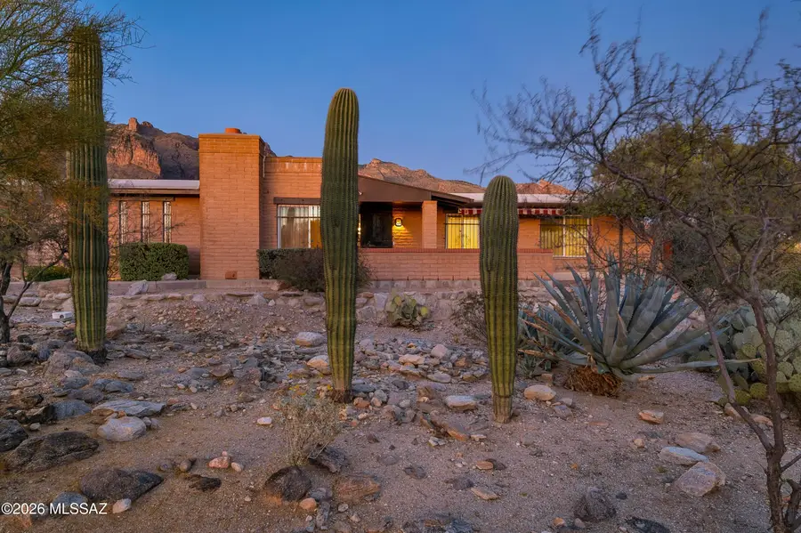 7112 N Chimney Rock, Tucson, AZ 85718 - #2