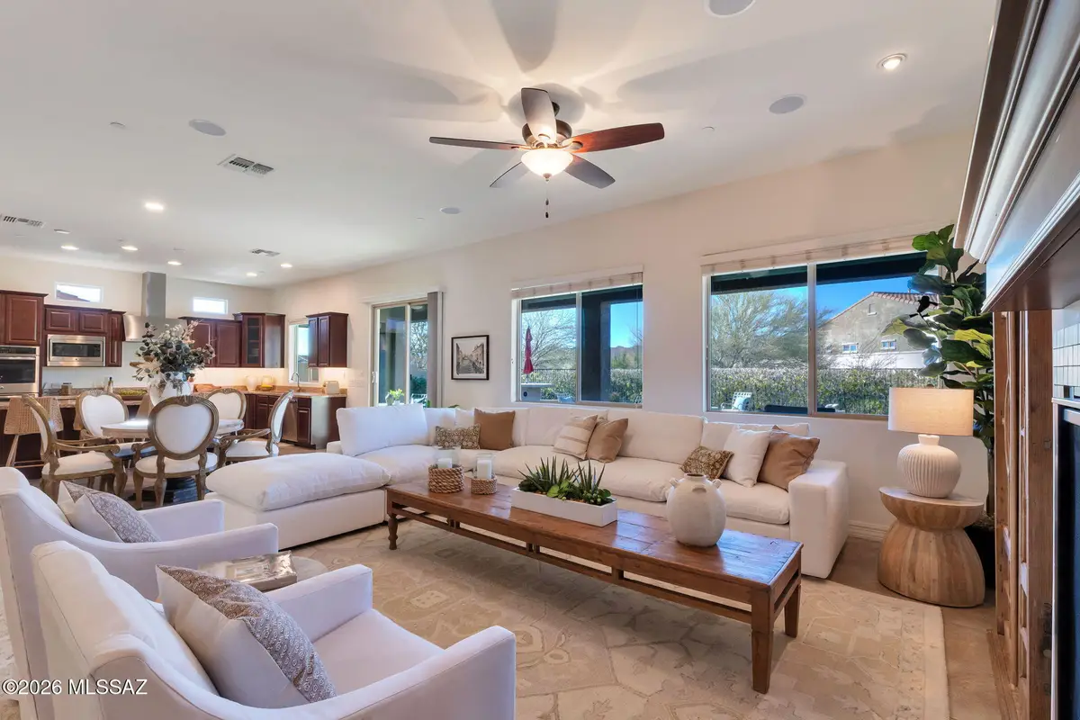 964 W Golden Barrel, Tucson, AZ 85755 - #1