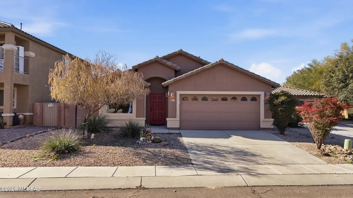 114 S Beyerville, Sahuarita, AZ 85629 - #1