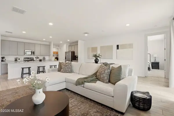 6677 E Via Olmeda, Tucson, AZ 85756