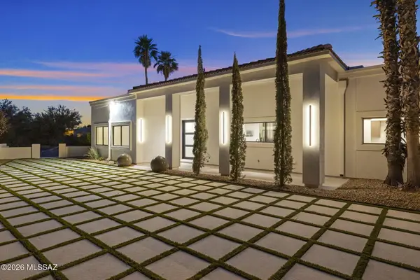 295 W Valle Del Oro, Oro Valley, AZ 85737