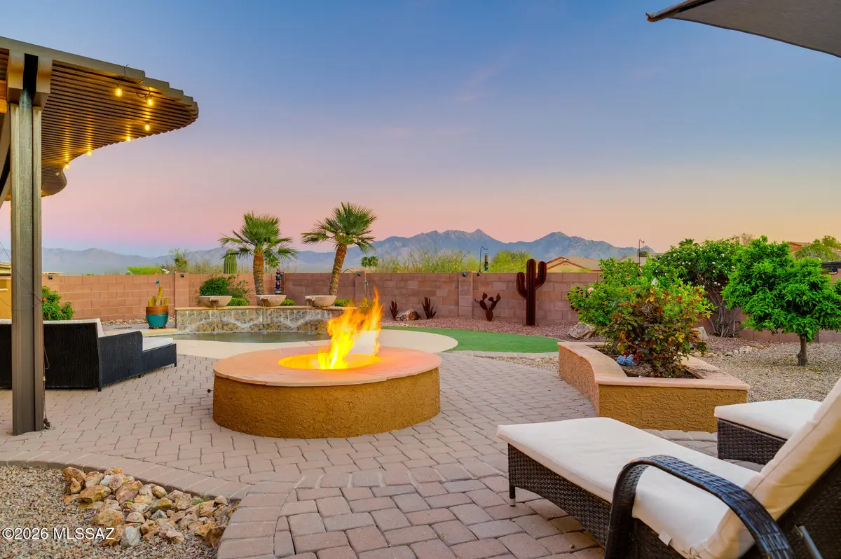 1175 W Calle Artistica, Green Valley, AZ 85614 - #1