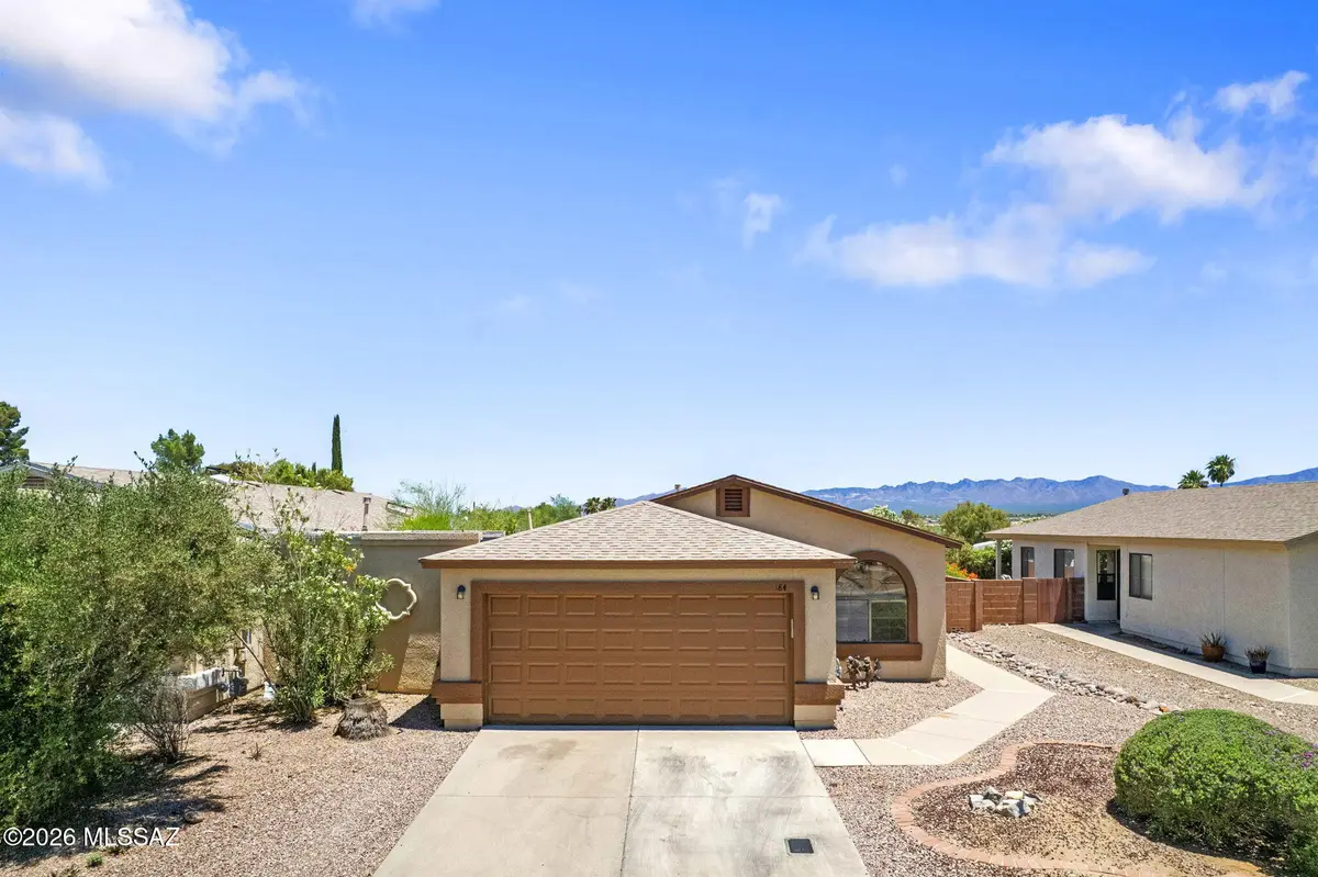 184 E Camino De Diana, Green Valley, AZ 85614 - #1