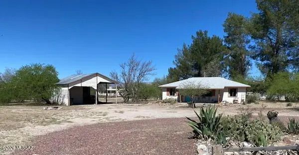 1428 N Cemetery, Benson, AZ 85602