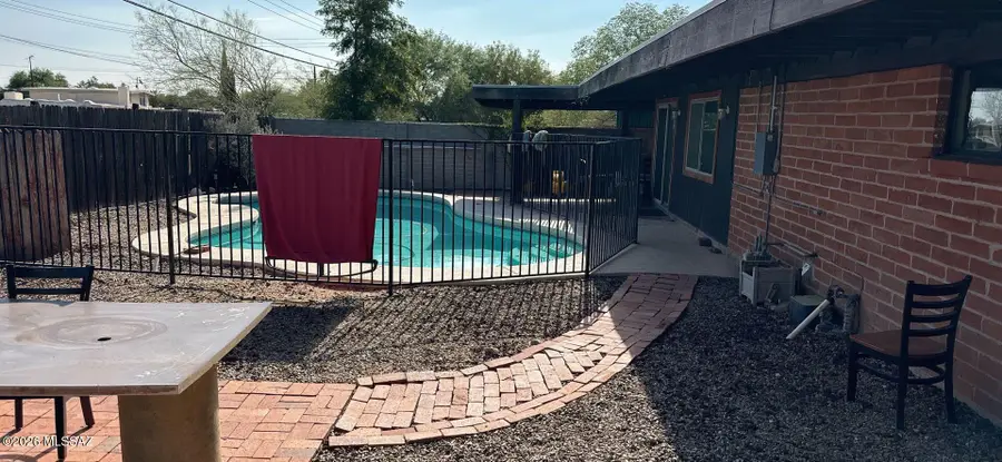 8040 E Eli, Tucson, AZ 85710 - #3
