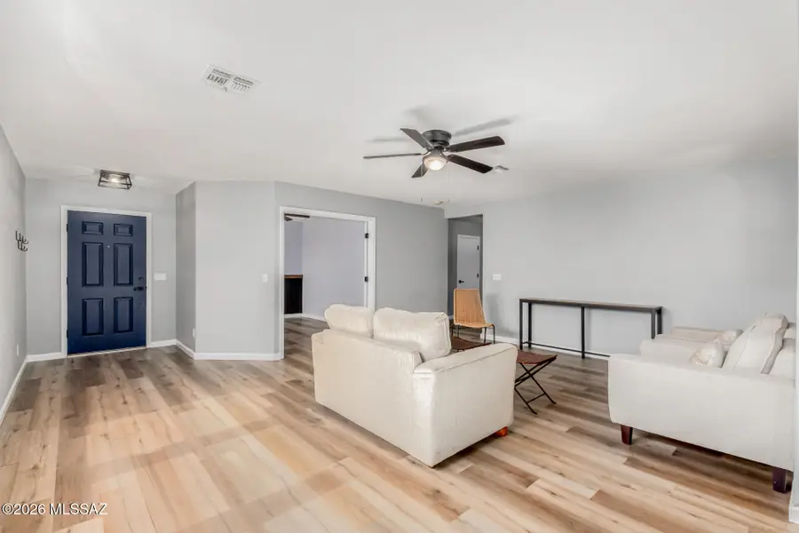 10168 N Pitchingwedge, Oro Valley, AZ 85737 - #3