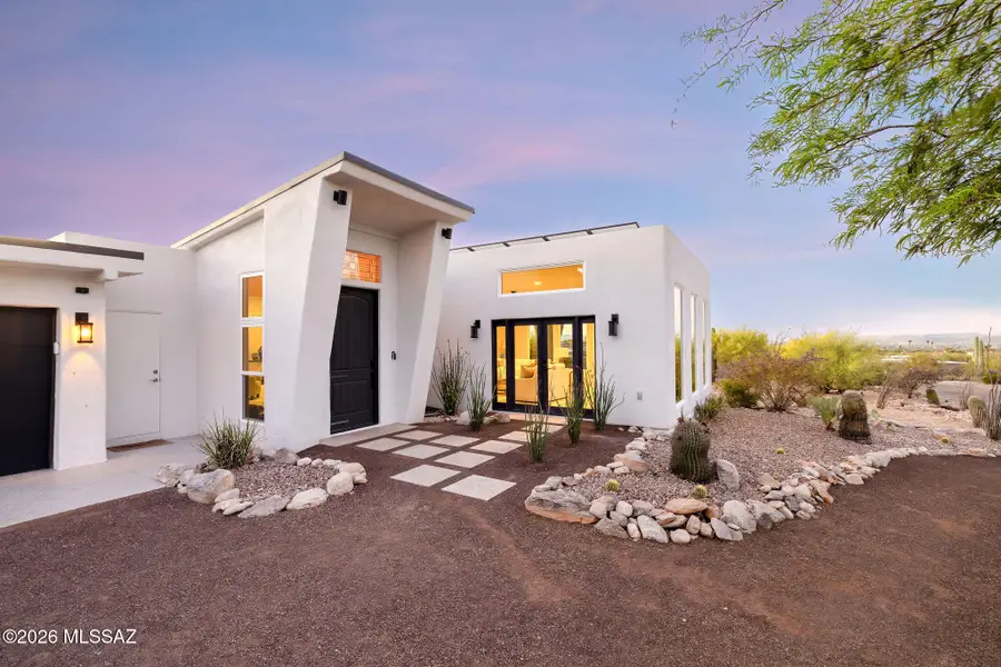 6640 N Camino Padre Isidoro, Tucson, AZ 85718 - #3