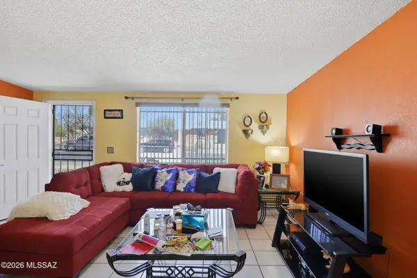 3102 S Sunset Villa, Tucson, AZ 85713