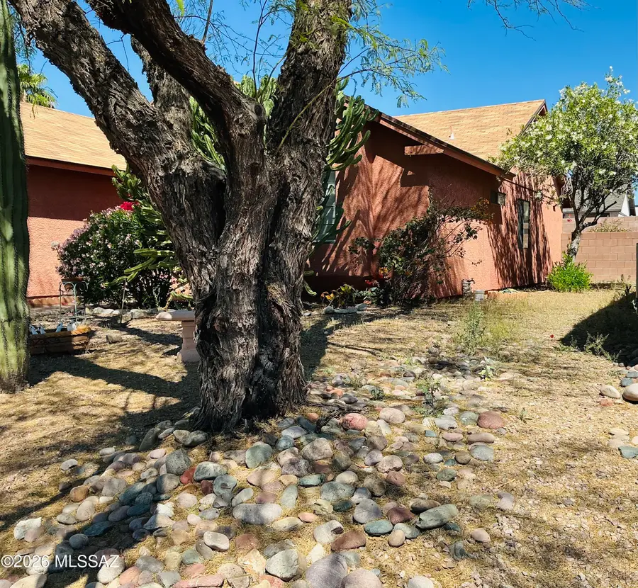 2700 W Camino De La Joya, Tucson, AZ 85742 - #3