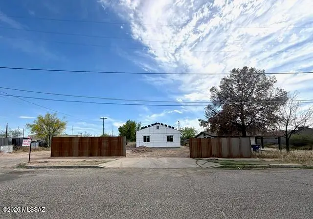 360 E Aircraft, Tucson, AZ 85706 - #1