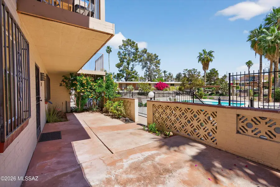 5901 N Oracle, Tucson, AZ 85704 - #2