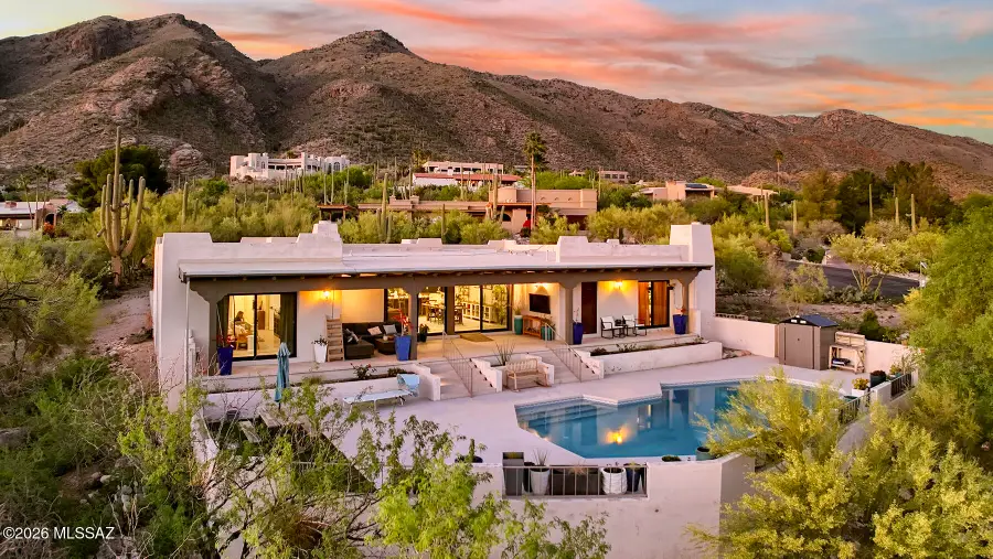 6835 N Los Leones, Tucson, AZ 85718 - #2