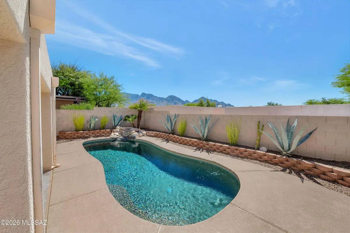 102 E Elixir, Oro Valley, AZ 85755 - #1