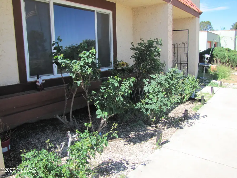 1014 E Geneva, Pearce, AZ 85625 - #2