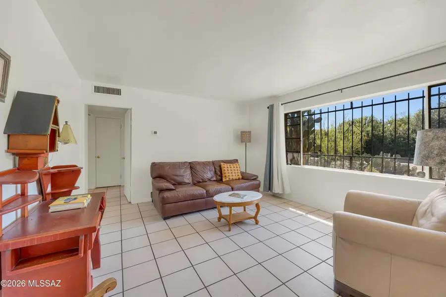 2825 E Arroyo Chico, Tucson, AZ 85716 - #3