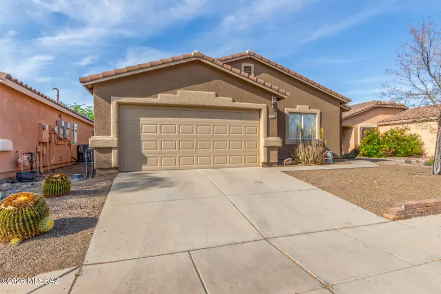 2150 W Roundwood, Tucson, AZ 85745 - #3