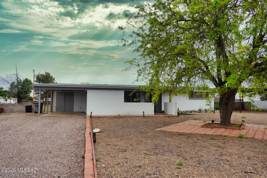 1016 E Justin, Pearce, AZ 85625 - #2