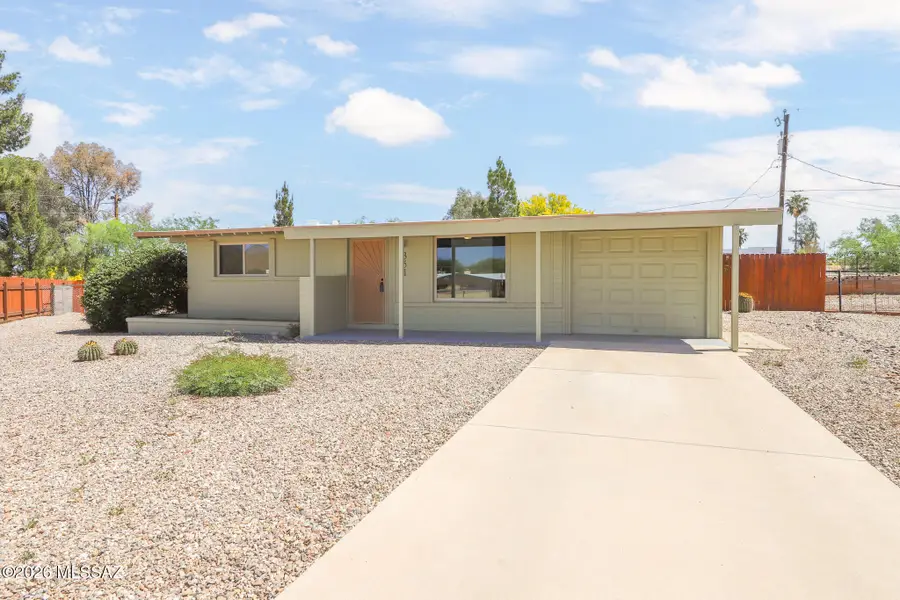 351 S Holcomb, Vail, AZ 85641 - #2
