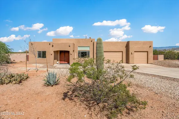 9000 S Halana, Vail, AZ 85641