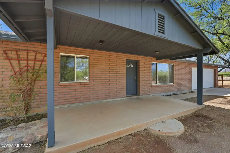 1462 Circulo Sombrero, Rio Rico, AZ 85648 - #2