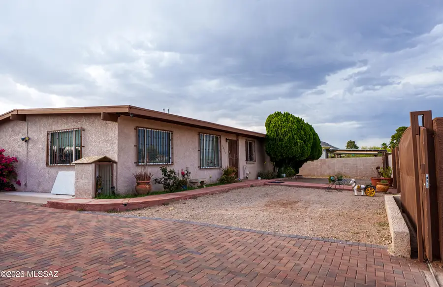 3022 S Oberon, Tucson, AZ 85713 - #3