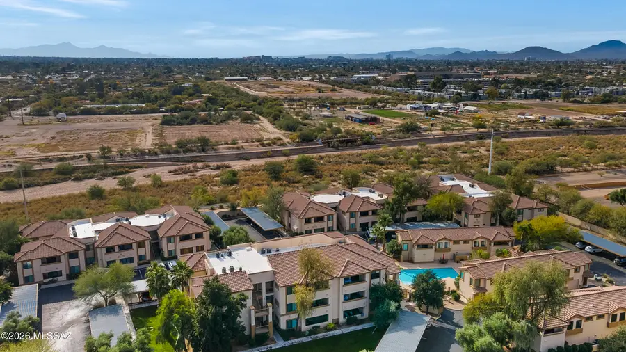 2550 E River, Tucson, AZ 85718 - #3