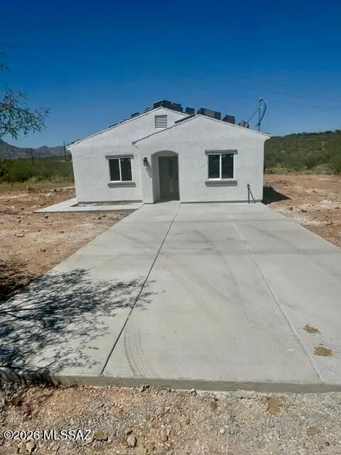 427 Cancun, Rio Rico, AZ 85648