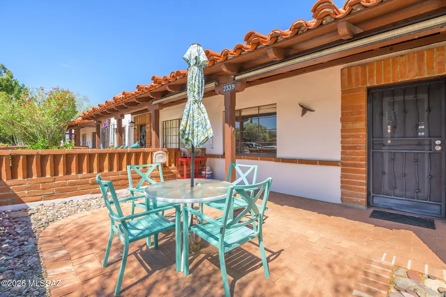 233 S Paseo Tierra, Green Valley, AZ 85614 - #2