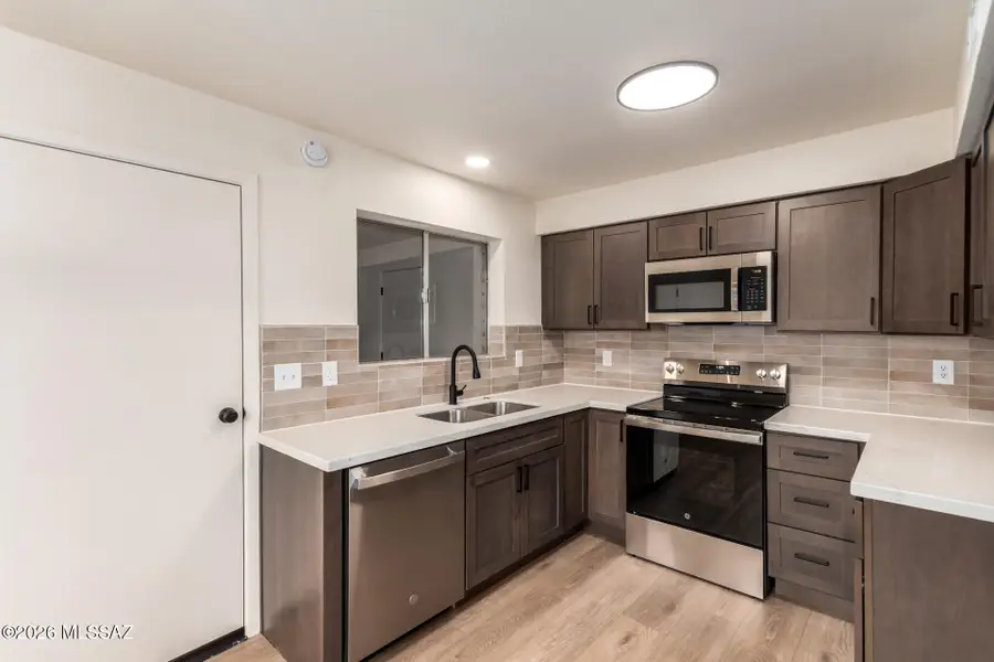 5174 Mountain, Tucson, AZ 85706 - #2