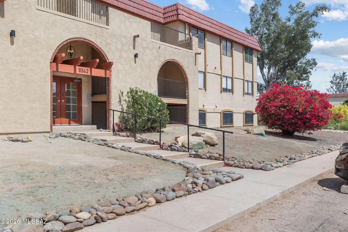 6342 N Barcelona, Tucson, AZ 85704 - #1