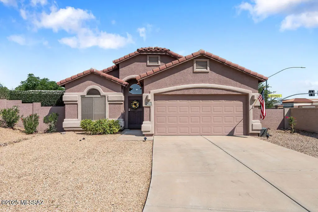 7659 N Hemingway, Marana, AZ 85743 - #1