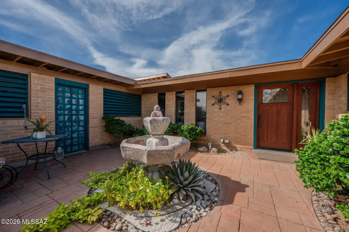 5815 E 15th, Tucson, AZ 85711 - #1