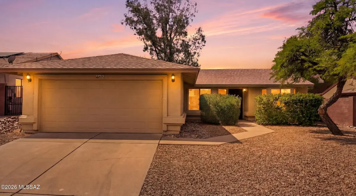 690 S Chimney Canyon, Tucson, AZ 85748 - #1