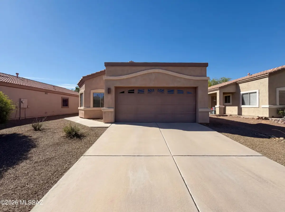 282 E Placita Nubes De Agua, Sahuarita, AZ 85629 - #1